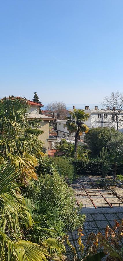 Garni Stanger Hotel Lovran Exterior photo